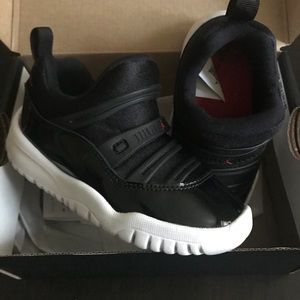 NWB Jordan 11 Retro Little Flex TD
